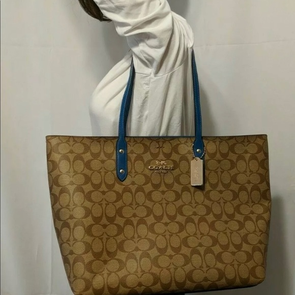 Coach Handbags - Coach Town Tote in Signature Canvas